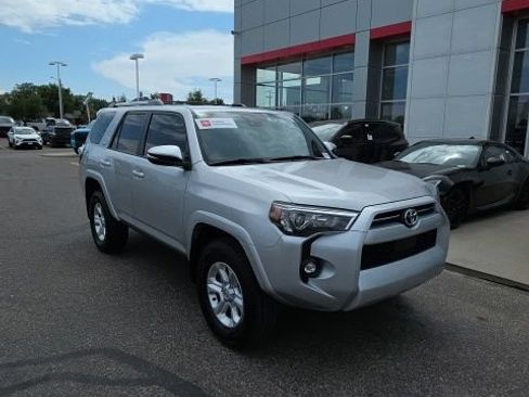 Used 2024 Toyota 4Runner SR5 Premium AWD/4WD image 7