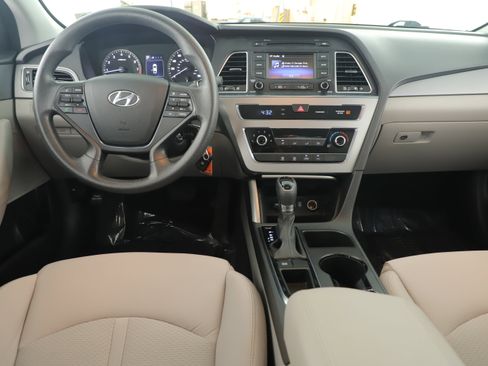 Used 2015 Hyundai Sonata SE w/ Option Group 09 image 18