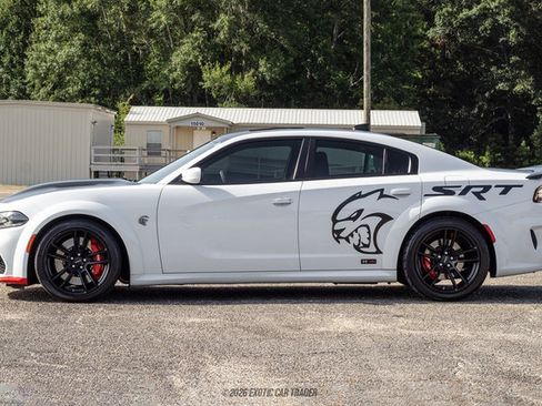 Used 2021 Dodge Charger SRT Hellcat w/ Harman/Kardon Audio Group RWD image 3