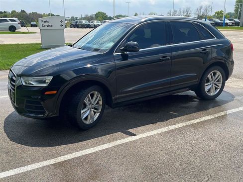 Used 2017 Audi Q3 2.0T Premium Plus w/ Premium Plus Package AWD/4WD image 20