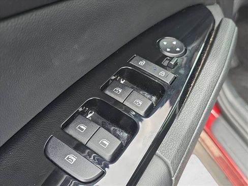 Used 2024 Kia Sportage SX FWD image 8