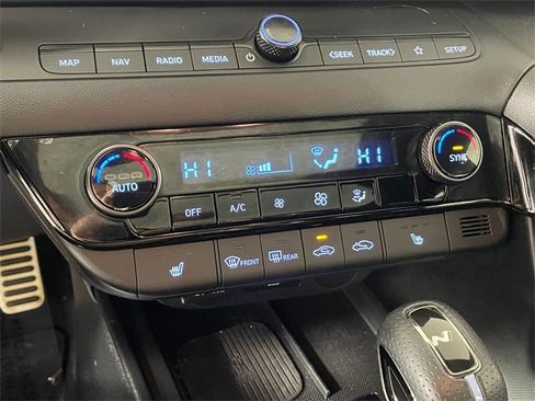 Used 2024 Hyundai Elantra N image 10