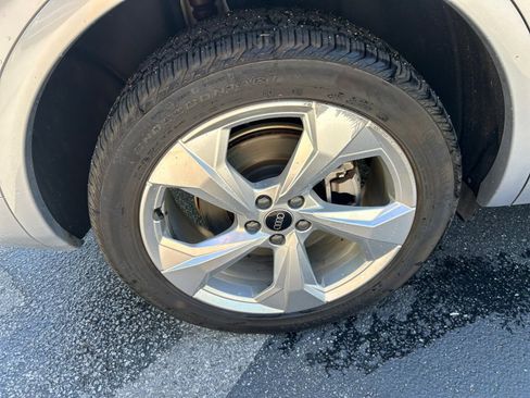 Used 2022 Audi Q5 2.0T Premium Plus AWD/4WD image 23