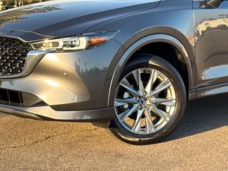 New 2025 MAZDA CX-5 AWD 2.5 S w/ Premium Plus Pkg video 4
