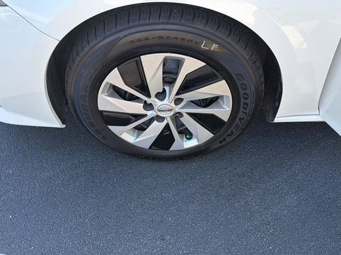 Used 2022 Nissan Altima 2.5 S FWD image 35
