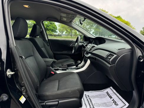 Used 2014 Honda Accord LX image 17