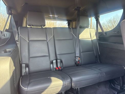 Certified 2024 Cadillac Escalade ESV Premium Luxury image 38