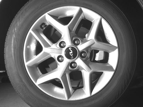 Used 2025 Kia Soul LX w/ LX Technology Package image 13