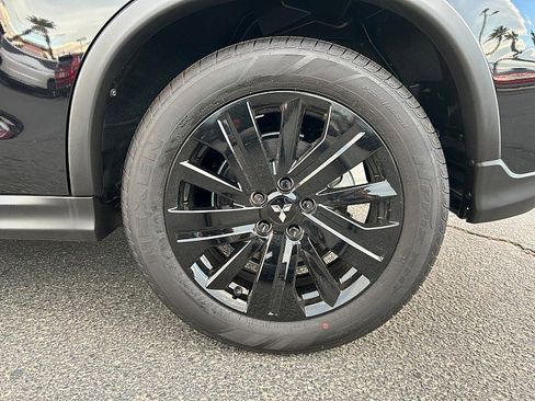 New 2025 Mitsubishi Outlander Sport LE image 15
