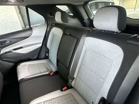Used 2023 Chevrolet Equinox LS FWD image 22