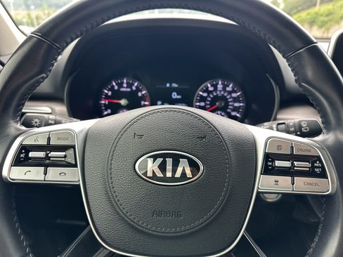 Used 2021 Kia Telluride EX w/ EX Premium Package FWD image 13