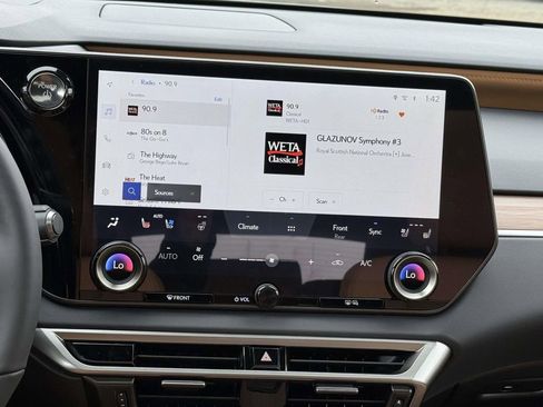 Used 2026 Lexus RX 350h image 10