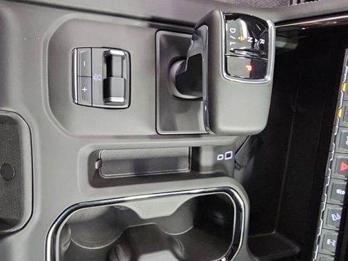 Used 2025 GMC Sierra 1500 AT4X AWD/4WD image 20