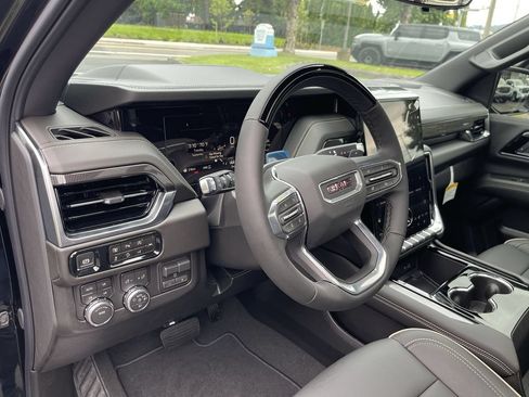New 2026 GMC Yukon XL Elevation w/ Elevation Premium Package AWD/4WD image 10