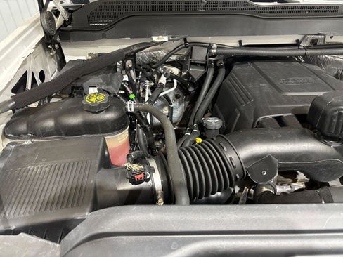 Used 2017 Chevrolet Silverado 2500 W/T AWD/4WD image 23