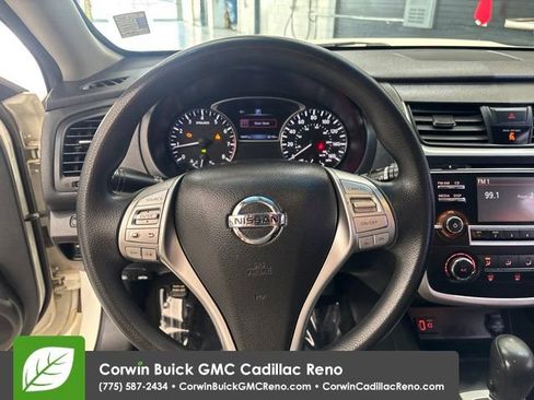 Used 2017 Nissan Altima 2.5 S w/ Power Driver Seat Package FWD image 15