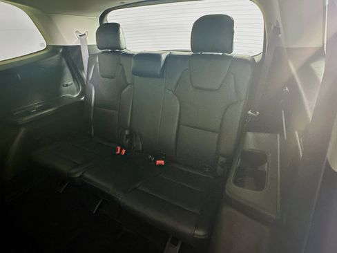 Used 2025 Kia Telluride S image 31