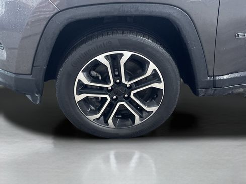 Used 2023 Jeep Compass Limited AWD/4WD image 9