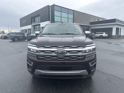 Used 2024 Ford Expedition Max Platinum image 2