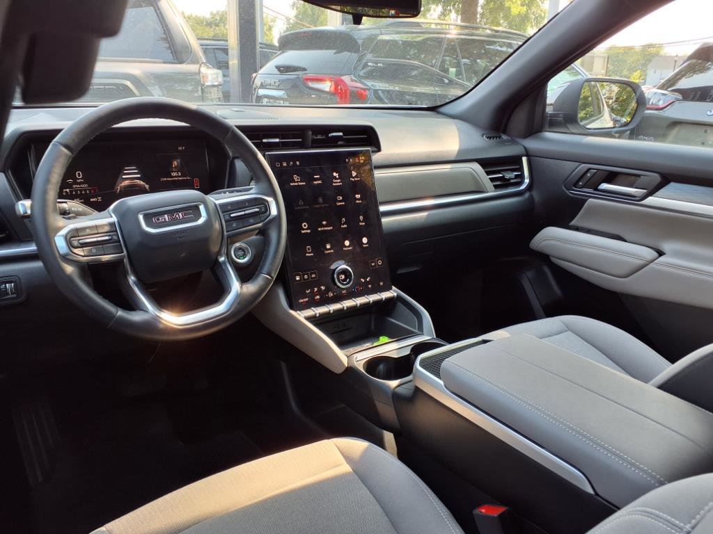 Used 2025 GMC Terrain Elevation AWD/4WD image 18