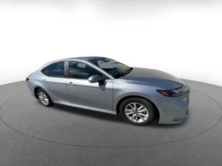 Used 2025 Toyota Camry LE video 2