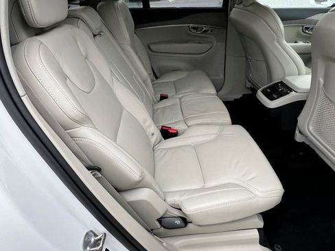 Certified 2023 Volvo XC90 B6 Ultimate w/ Protection Package Premier image 15