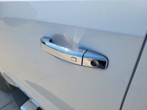 Used 2024 GMC Sierra 1500 SLT w/ SLT Premium Plus Package image 9