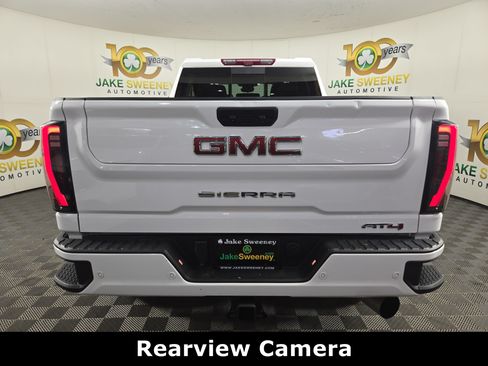 Used 2024 GMC Sierra 2500 AT4 w/ AT4 Premium Plus Package AWD/4WD image 7
