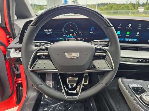 Used 2026 Cadillac Optiq Sport 1 AWD/4WD image 24