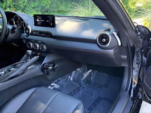 Used 2024 MAZDA MX-5 Miata Grand Touring image 14