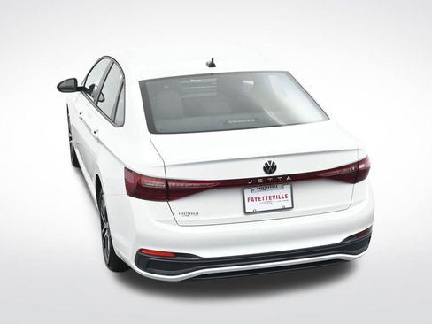 Used 2025 Volkswagen Jetta Sport FWD image 27