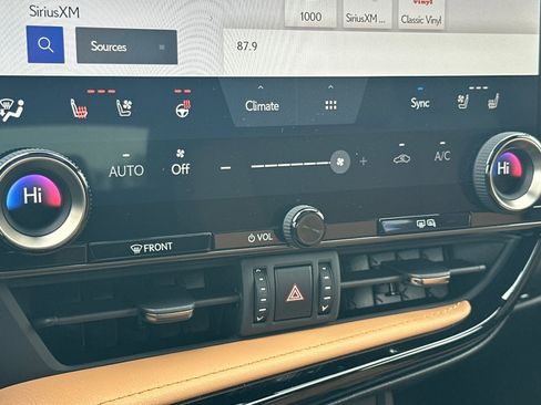 Certified 2022 Lexus NX 350h AWD image 17