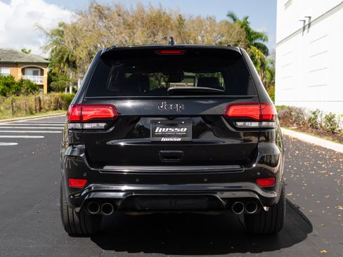 Used 2020 Jeep Grand Cherokee Trackhawk image 2