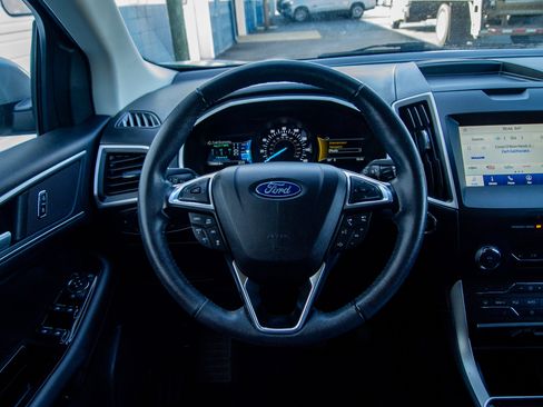 Used 2020 Ford Edge SEL AWD/4WD image 21