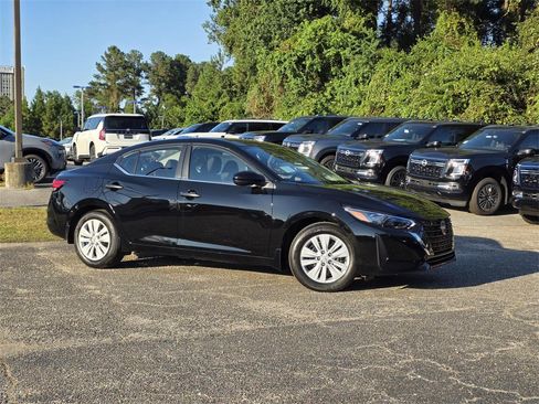 New 2025 Nissan Sentra S image 2