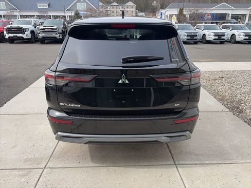 New 2026 Mitsubishi Outlander SE AWD/4WD image 6