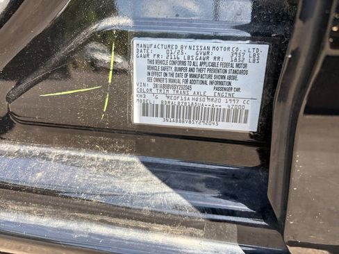 Used 2025 Nissan Sentra S w/ Trunk Package FWD image 31
