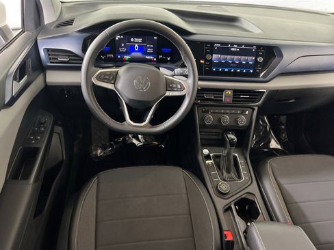 Used 2022 Volkswagen Taos SE image 21