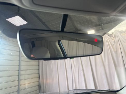 Used 2018 Subaru Forester 2.5i Premium w/ All-Weather Package image 28