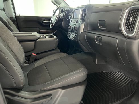 Used 2019 Chevrolet Silverado 1500 LT w/ Convenience Package AWD/4WD image 27