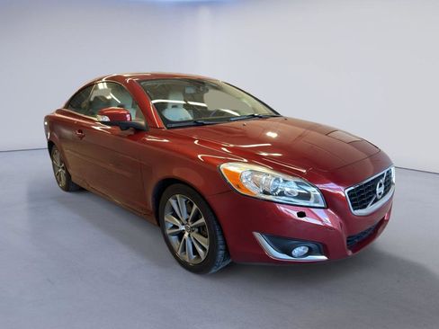 Used 2013 Volvo C70 T5 FWD image 1