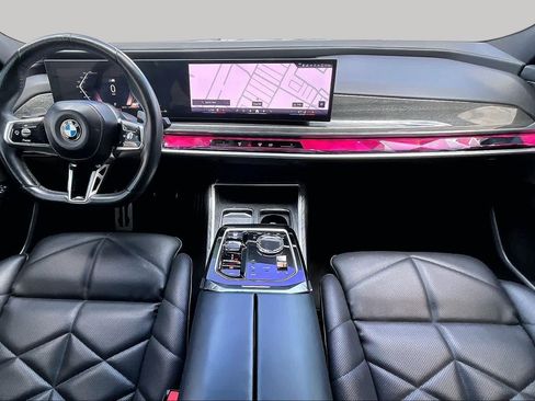 Used 2023 BMW 740i w/ Parking Assistance Package RWD image 16
