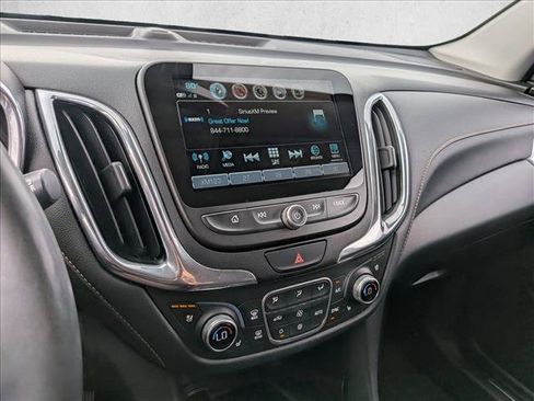 Used 2018 Chevrolet Equinox Premier FWD image 13