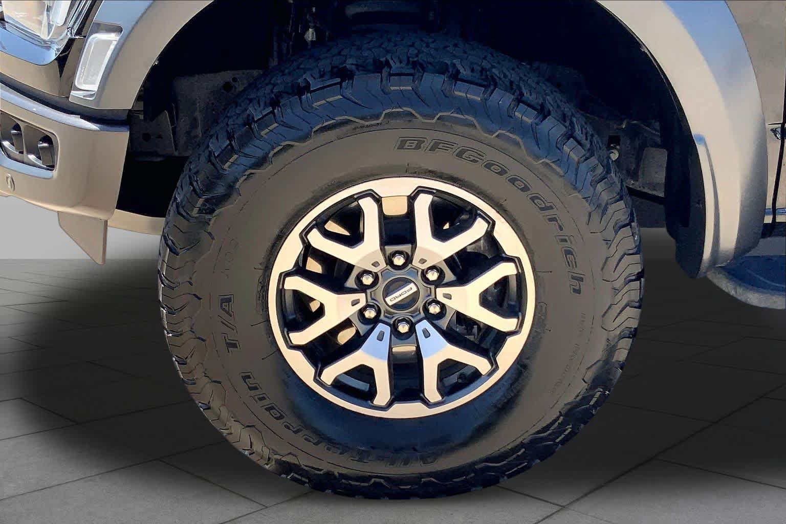 Used 2023 Ford F150 Raptor AWD/4WD image 10