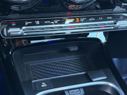 Certified 2025 Mercedes-Benz CLA 250 4MATIC image 22