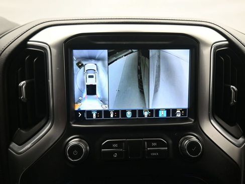 Used 2020 Chevrolet Silverado 1500 LTZ w/ LTZ Plus Package AWD/4WD image 26