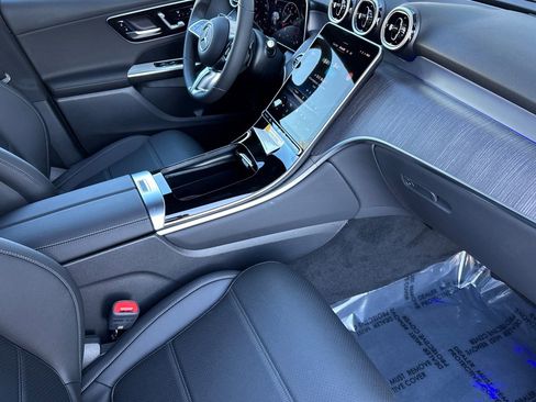 New 2026 Mercedes-Benz GLC 300 image 11