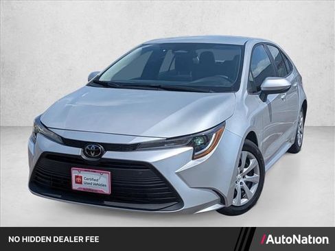 Used 2025 Toyota Corolla LE FWD image 1