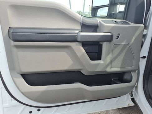 Used 2022 Ford F250 4x4 Regular Cab Super Duty image 31