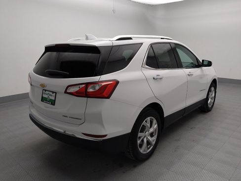 Used 2021 Chevrolet Equinox Premier AWD/4WD image 9